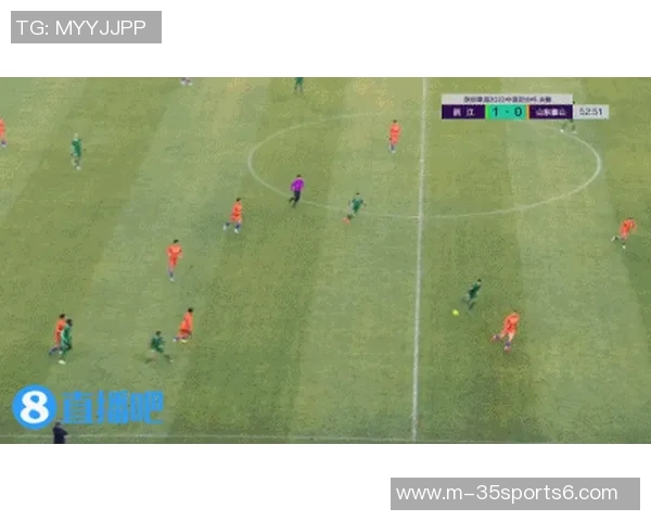 中国与巴西足球对决精彩纷呈展现两国足球文化的碰撞与交流 中国与巴西足球对决精彩纷呈展现两国足球文化的碰撞与交流